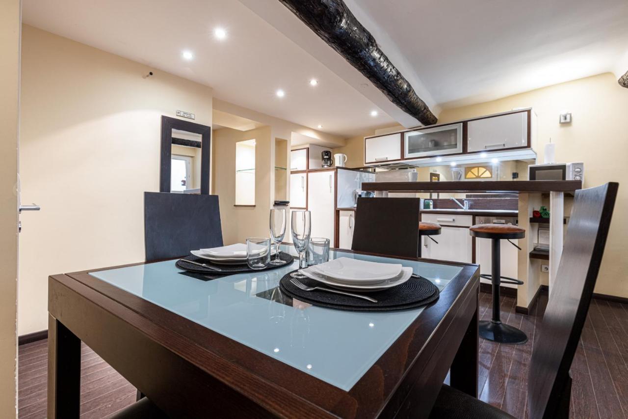 Atypical Cozy 1 Bdr Old Town Διαμέρισμα Νίκαια Εξωτερικό φωτογραφία